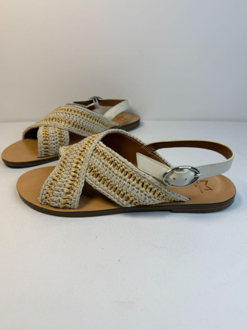 Marc Fisher LTD Lonnie Sandals Women Size 7.5M Beige/Ivory Woven Crossband Shoes
